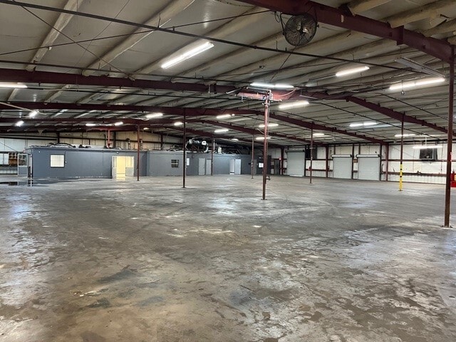 5025 Hartford St, Tampa, FL for sale - Building Photo - Image 3 of 10