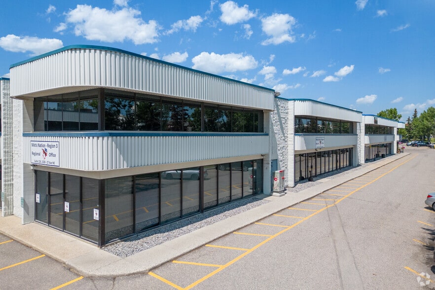 1530 27th Ave NE, Calgary, AB for lease - Building Photo - Image 2 of 14
