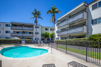 Plus de détails pour 2401 Seaside St, San Diego, CA - Multi-résidentiel à vendre