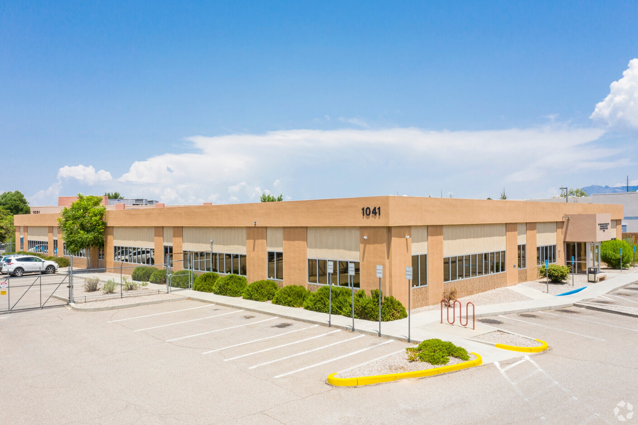 1041 Lamberton Pl NE, Albuquerque, NM à vendre Photo principale- Image 1 de 5