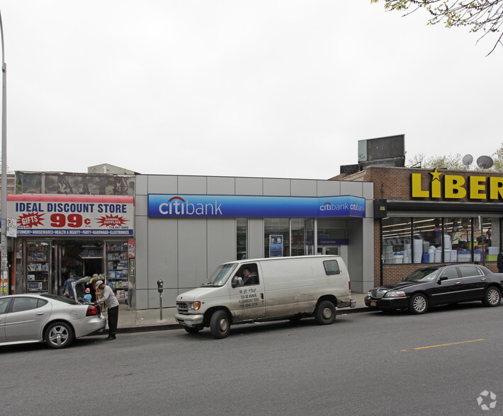 1200 Liberty Ave, Brooklyn, NY for lease - Primary Photo - Image 1 of 2