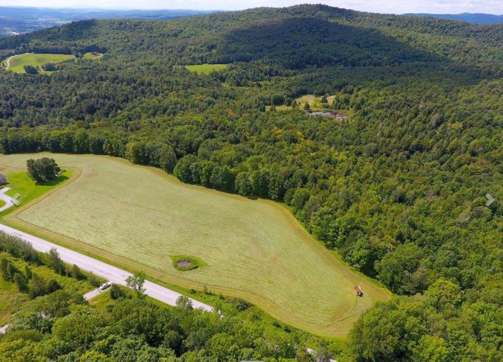 743 S Richford Rd, Richford, VT for sale - Primary Photo - Image 1 of 1