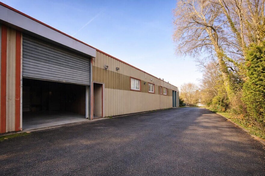 Flex in Toulouse for lease - Building Photo - Image 2 of 7