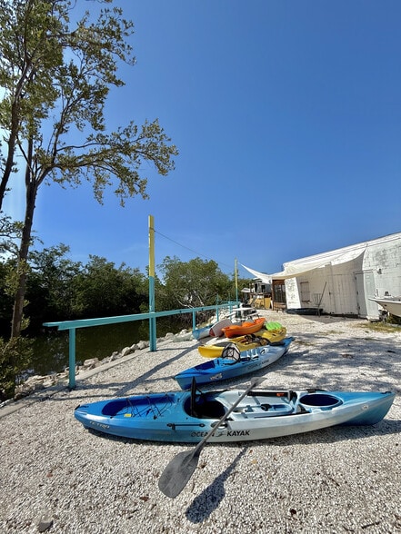 1624 4th St S, Saint Petersburg, FL for lease - Building Photo - Image 3 of 13