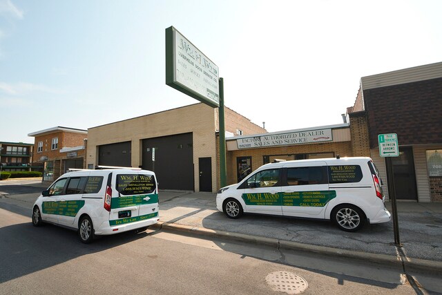 9311 S Kedzie Ave, Evergreen Park, IL à vendre - Photo du bâtiment - Image 2 de 2