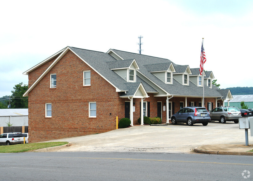 1202 N Tennessee St, Cartersville, GA à louer - Photo principale - Image 1 de 42