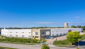 Plus de détails pour 660-720 Northgate Pky, Wheeling, IL - Industriel à louer