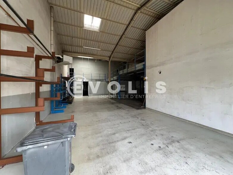 5 Avenue Lionel Terray, Meyzieu à vendre - Photo intérieure - Image 3 de 15