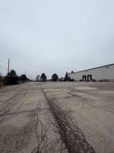 19000 W 158th St, Olathe, KS for lease Interior Photo- Image 1 of 8