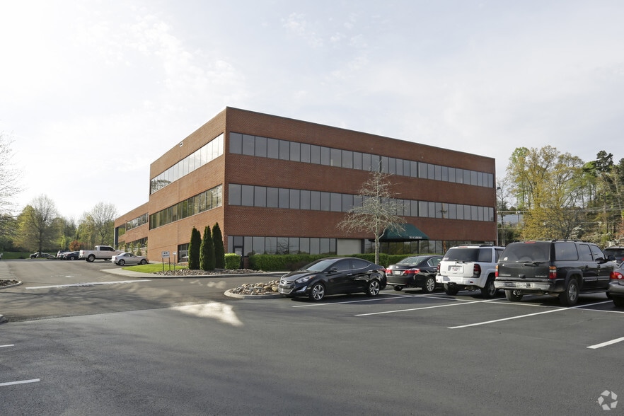 701 Scarboro Rd, Oak Ridge, TN for sale - Building Photo - Image 2 of 8