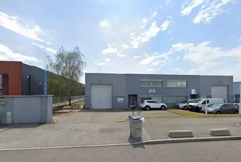 Office in Chassieu for lease Building Photo- Image 1 of 3