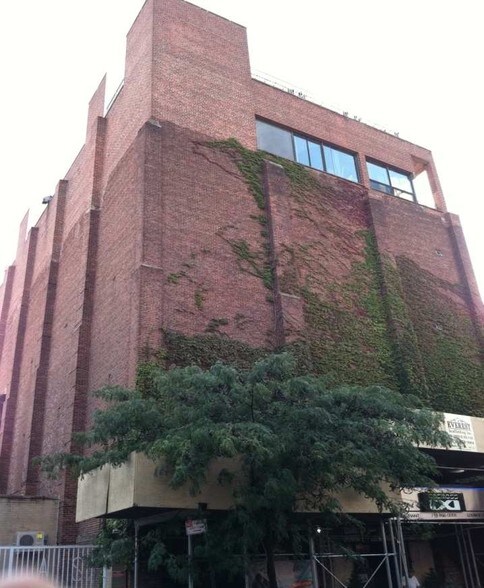 450 87th St, Brooklyn, NY à vendre - Photo principale - Image 1 de 9