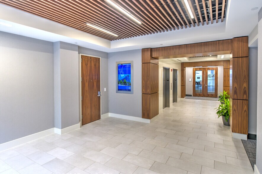 1730 Varsity Dr, Raleigh, NC à louer - Photo intérieure - Image 3 de 11