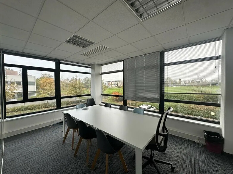 Office in Entzheim for lease - Interior Photo - Image 3 of 8