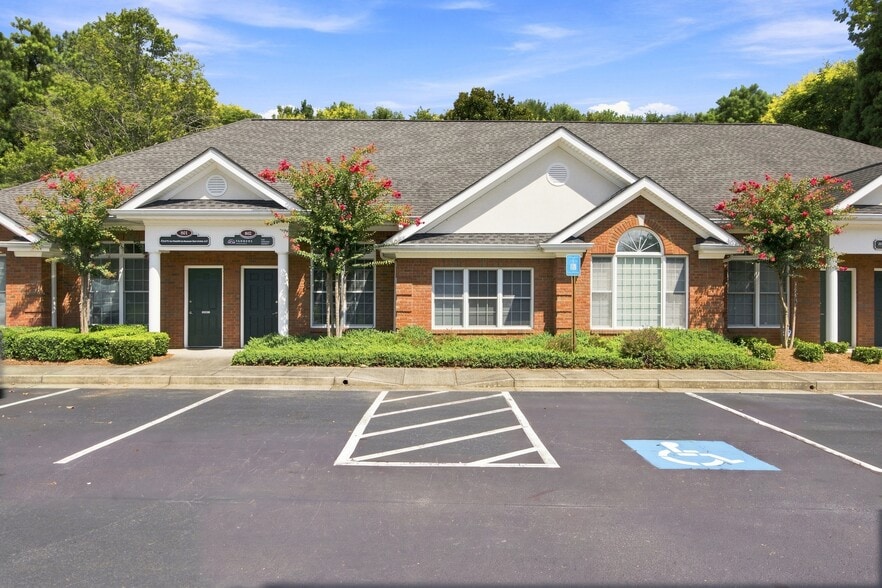 802-804 Macy Dr, Roswell, GA à vendre - Photo du bâtiment - Image 2 de 10