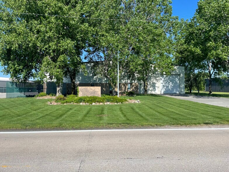 1751 Business Park Dr, Fremont, NE à vendre - Photo principale - Image 1 de 1