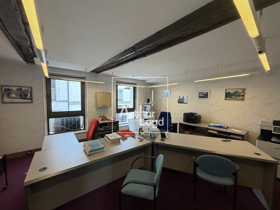 Bureau dans Melun à louer Photo intérieure- Image 1 de 4