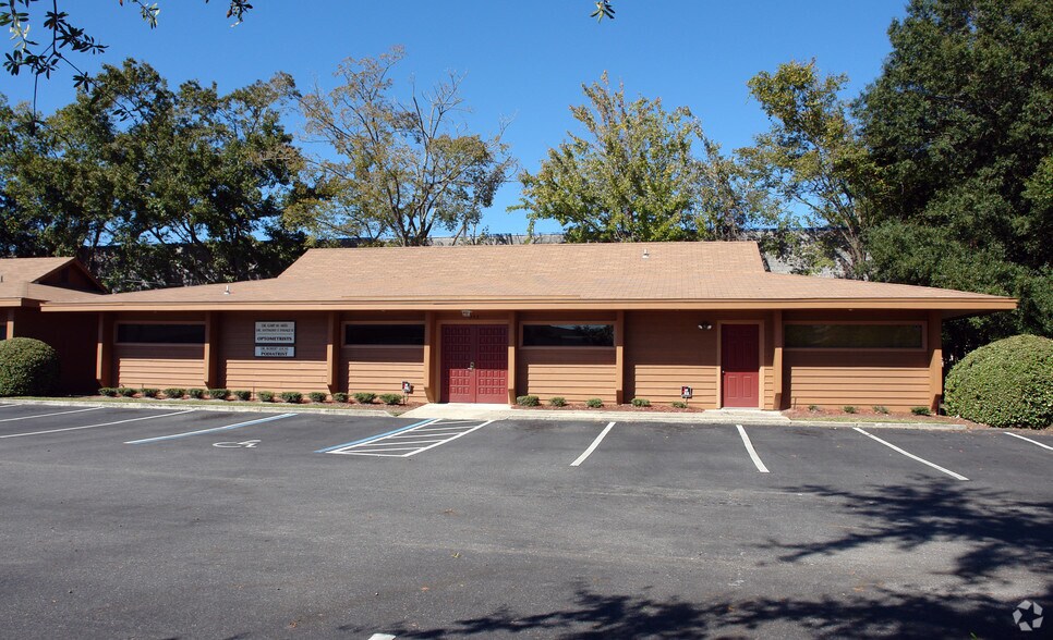 953 Lane Ave S, Jacksonville, FL for sale - Building Photo - Image 2 of 29