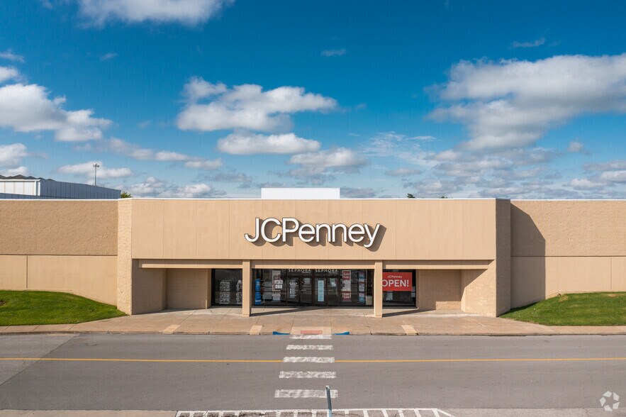 3049-3065 William St, Cape Girardeau, MO à louer - Photo du bâtiment - Image 2 de 13