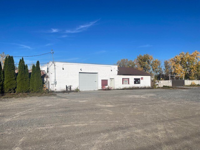 522 Trolley Blvd, Rochester, NY à vendre - Photo du bâtiment - Image 2 de 3