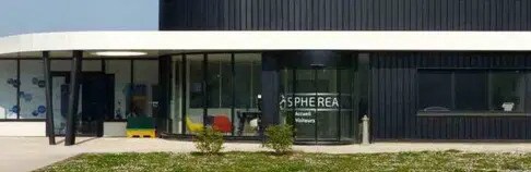 Flex dans Élancourt à louer Photo du bâtiment- Image 1 de 3
