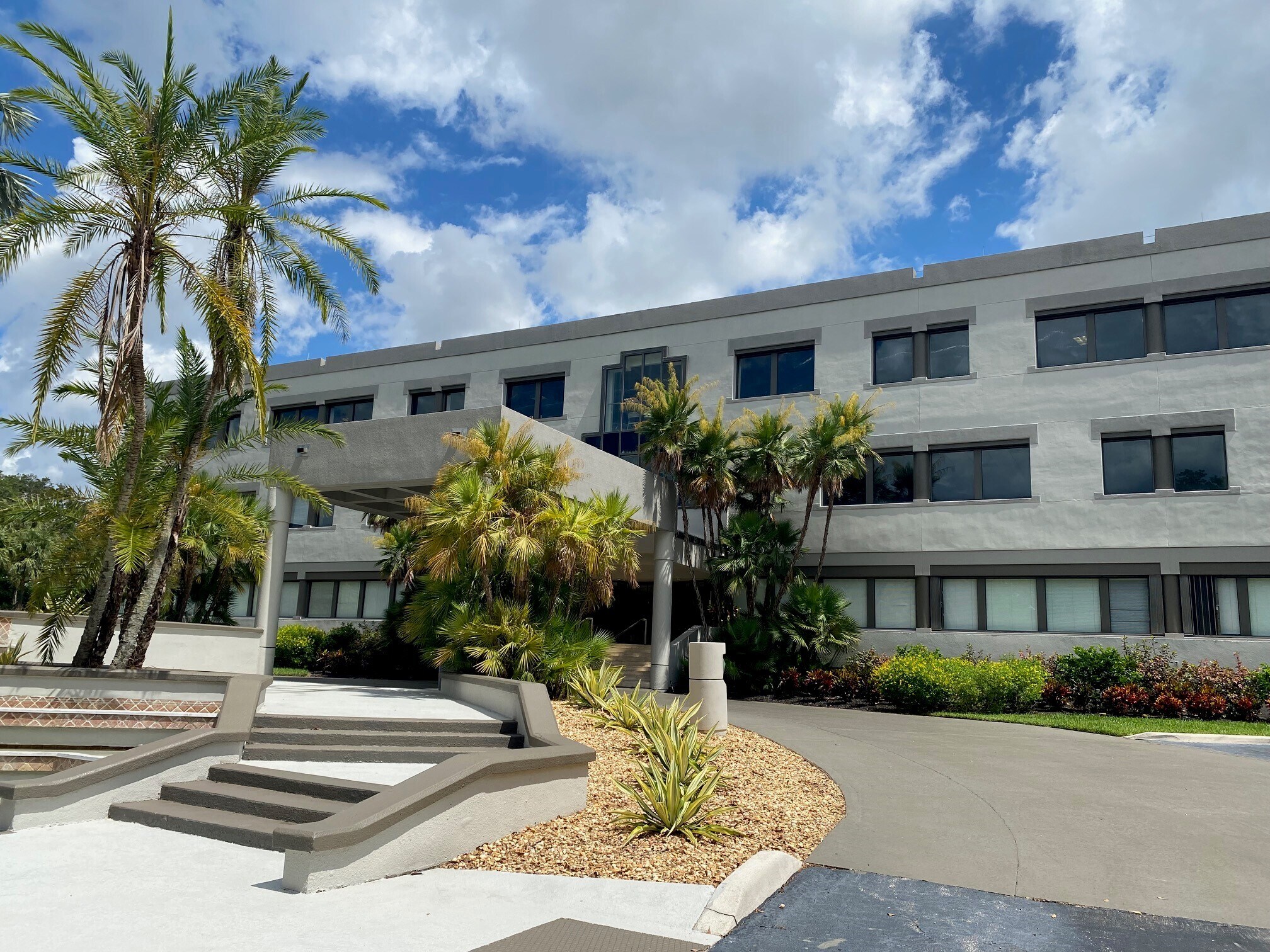 5401 Broken Sound Blvd NW, Boca Raton, FL à louer Photo du bâtiment- Image 1 de 4