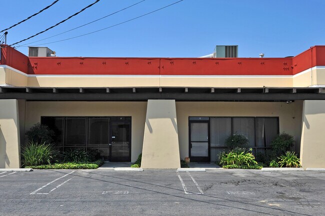 More details for 21029 Itasca St, Chatsworth, CA - Industrial for Lease
