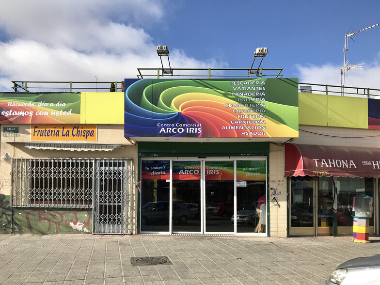 Calle Dinamarca, Fuenlabrada, Madrid à louer - Photo du bâtiment - Image 2 de 4