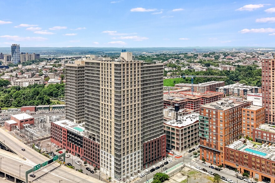 316 15th St, Jersey City, NJ à louer - Photo du bâtiment - Image 2 de 5