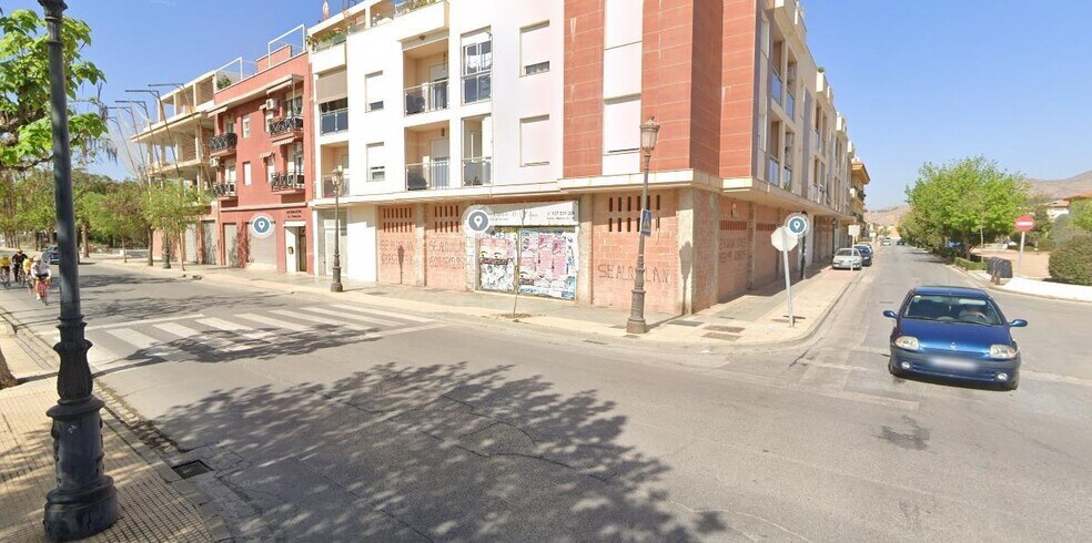 Avenida América, 1-1, Atarfe, Granada à vendre - Photo du bâtiment - Image 2 de 7