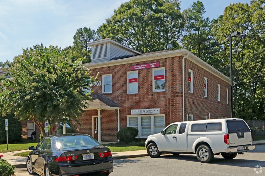 8961 Harvest Oaks Dr, Raleigh, NC for lease - Building Photo - Image 2 of 5