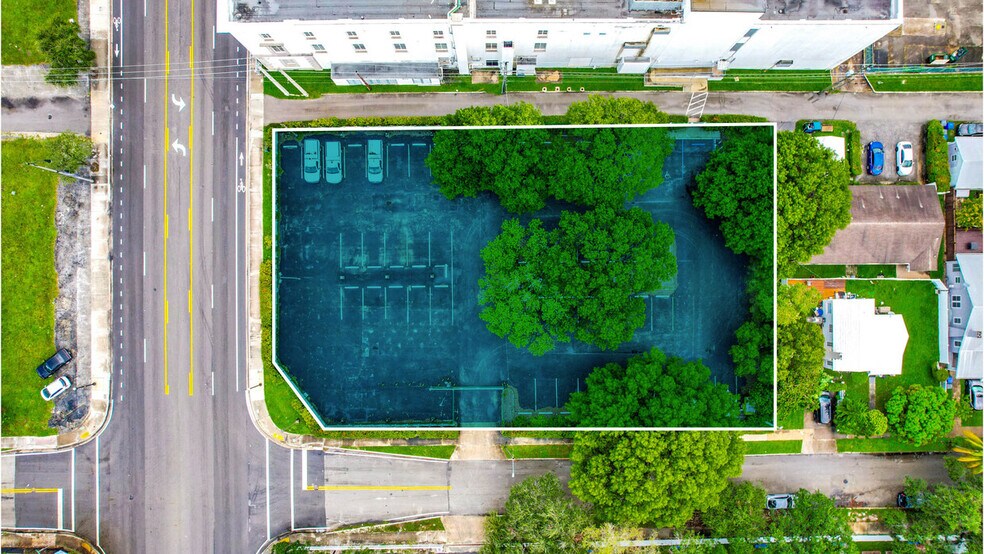 701 N Federal Hwy, Hollywood, FL à vendre - Photo du bâtiment - Image 2 de 5