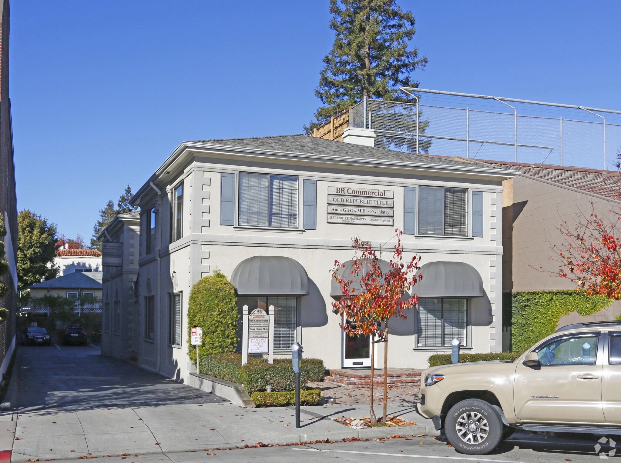 1408 chapin Ave, Burlingame, CA à louer Photo principale- Image 1 de 14