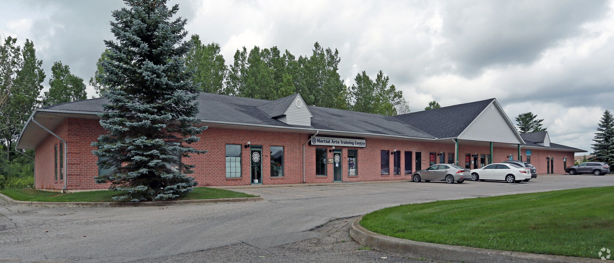 1615 N Routledge Park, London, ON for sale Primary Photo- Image 1 of 1