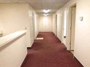 95 Montgomery Dr, Santa Rosa, CA à louer Photo intérieure- Image 1 de 24