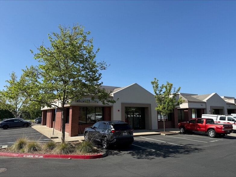 3439 Robin Ln, Cameron Park, CA for lease - Building Photo - Image 3 of 13