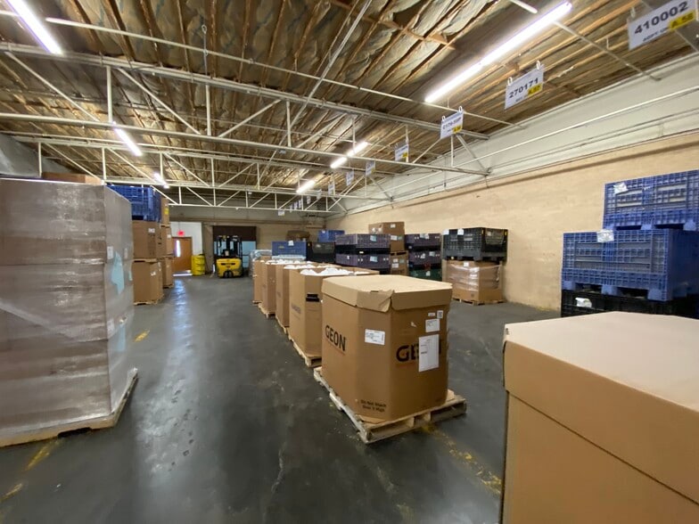 2613-2625 Lee Ave, Sanford, NC for lease - Building Photo - Image 2 of 26