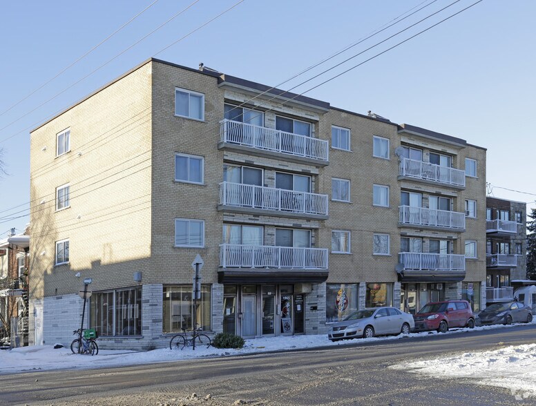1951-1977 Rue Saint-Zotique E, Montréal, QC for sale - Primary Photo - Image 1 of 1