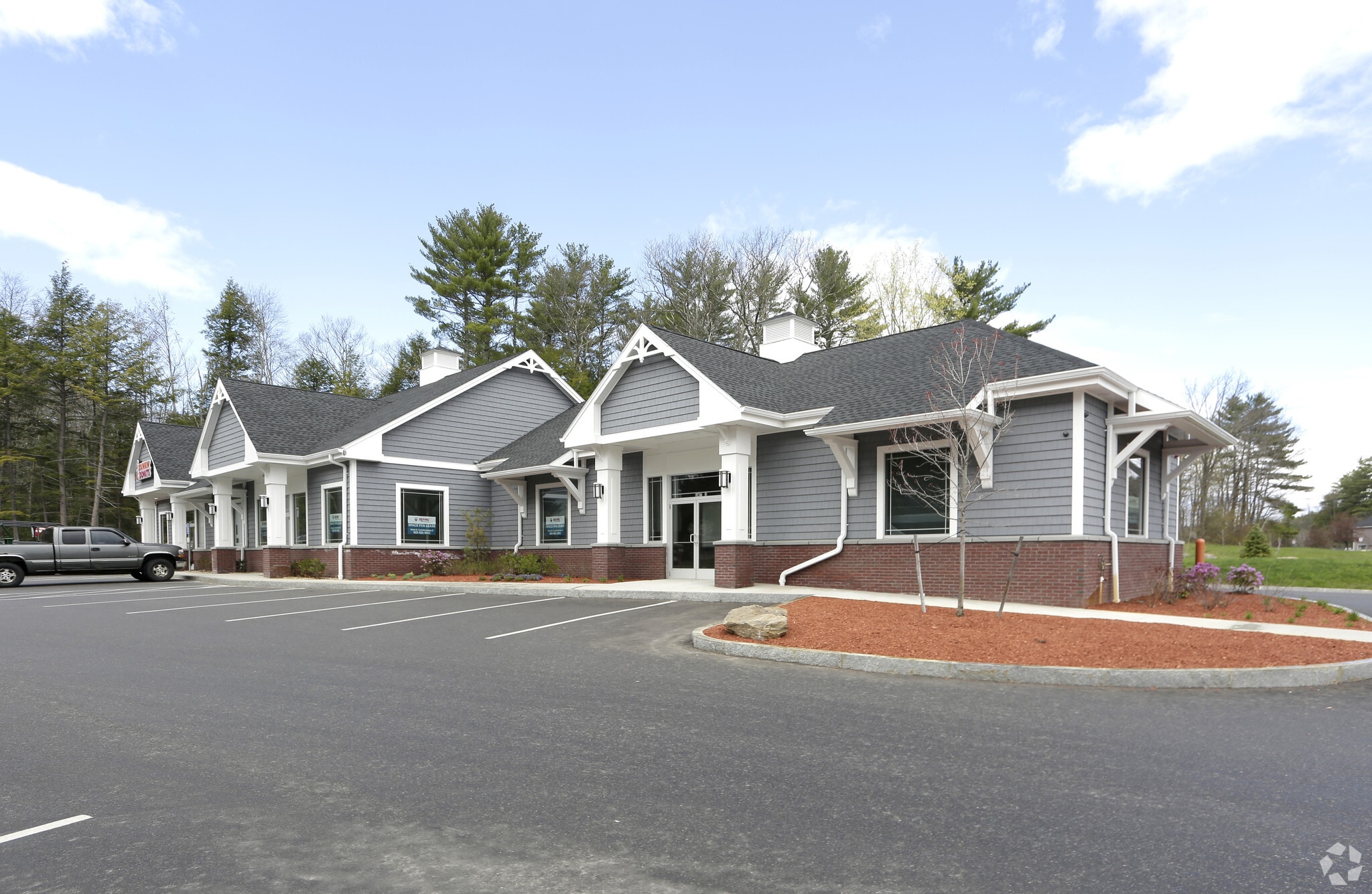 24 Main St, Sanbornville, NH for sale Primary Photo- Image 1 of 1