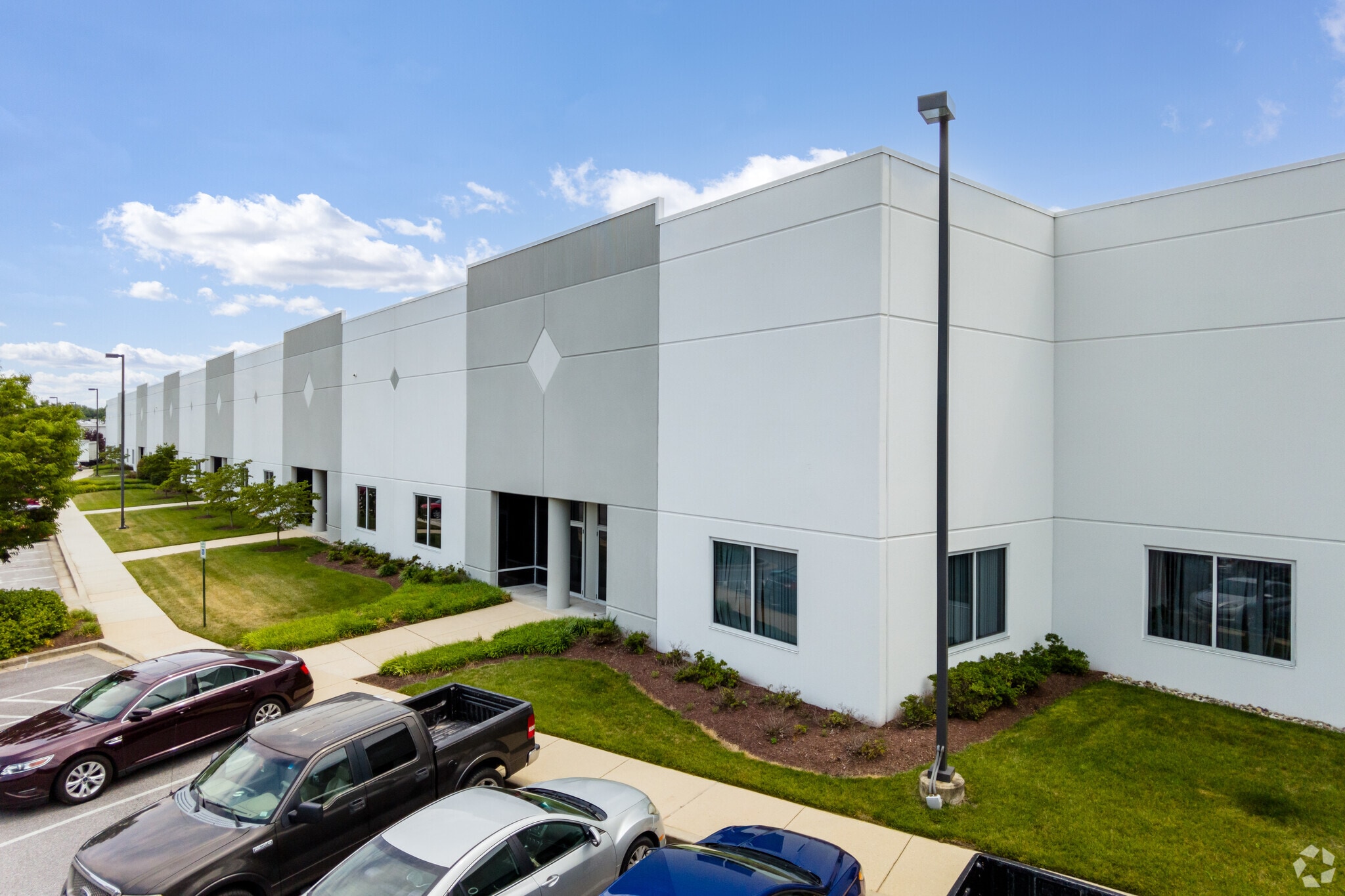 1901 Park 100 Dr, Glen Burnie, MD for lease Primary Photo- Image 1 of 6