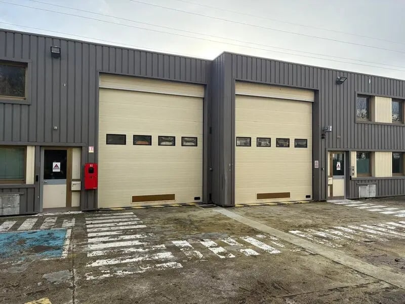 Office in Neuilly-sur-Marne for lease Building Photo- Image 1 of 19