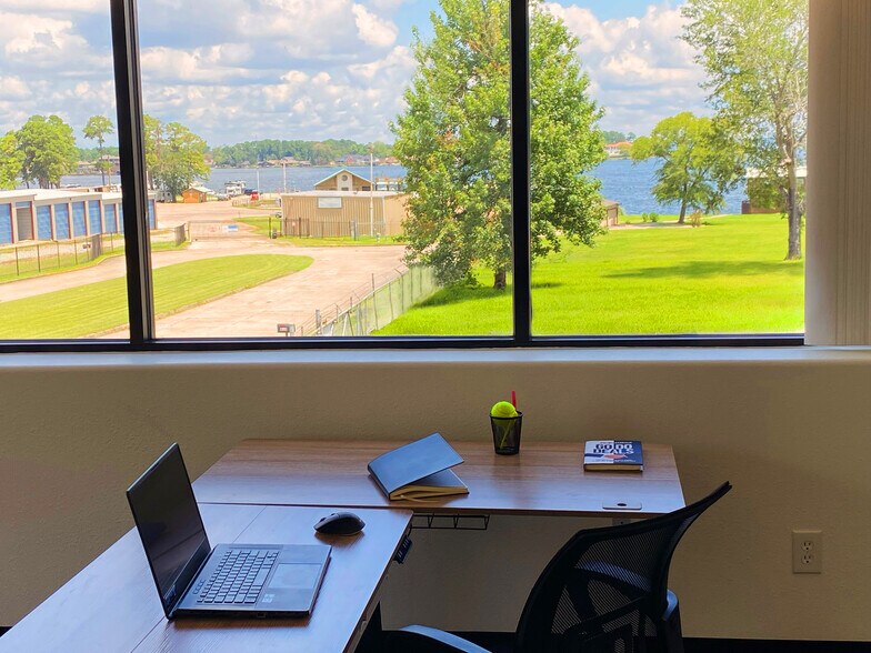 96 Beach Walk Blvd, Conroe, TX à louer - Photo intérieure - Image 3 de 21