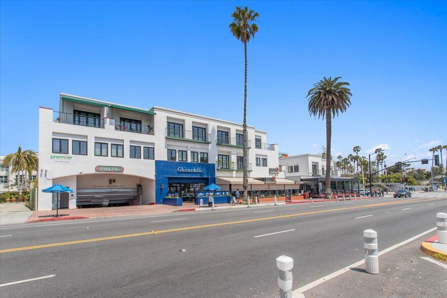 1541 Ocean Ave, Santa Monica, CA à louer - Photo du bâtiment - Image 2 de 8