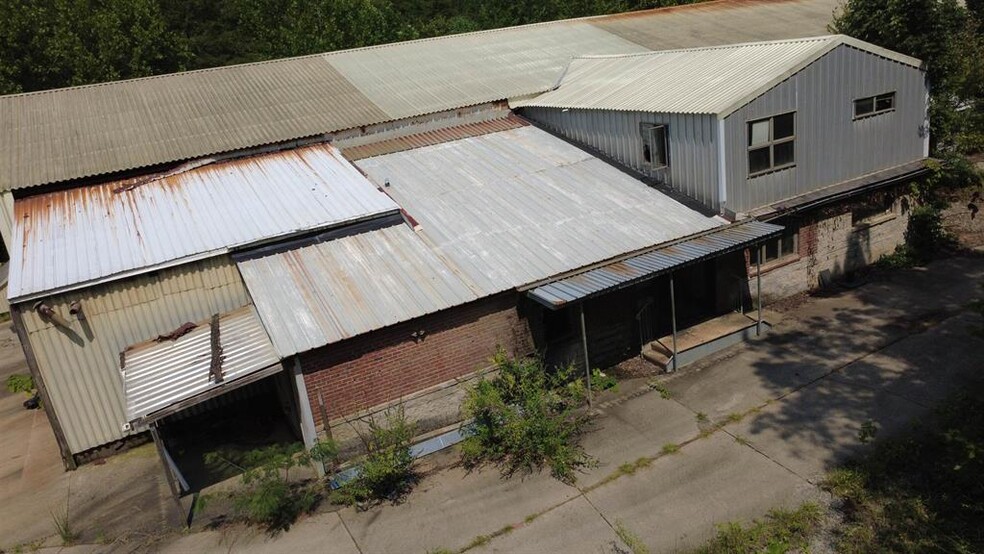1626 Manilla Creek Rd, Poca, WV for sale - Building Photo - Image 2 of 11