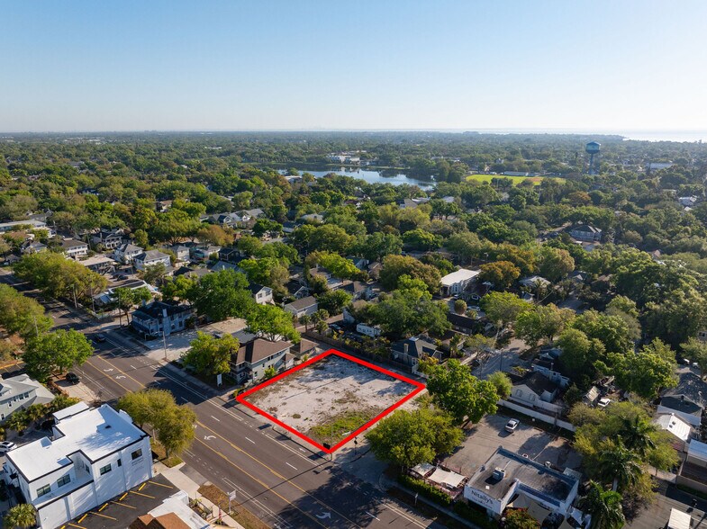 1201 Dr Martin Luther King Jr St N, Saint Petersburg, FL à vendre - Photo du bâtiment - Image 3 de 8