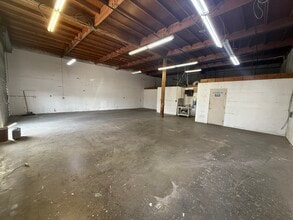 1666 N Magnolia Ave, El Cajon, CA à louer Photo intérieure- Image 2 de 9