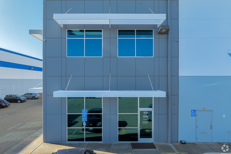 3735 Cincinnati Ave, Rocklin, CA à louer - Photo du bâtiment - Image 3 de 7