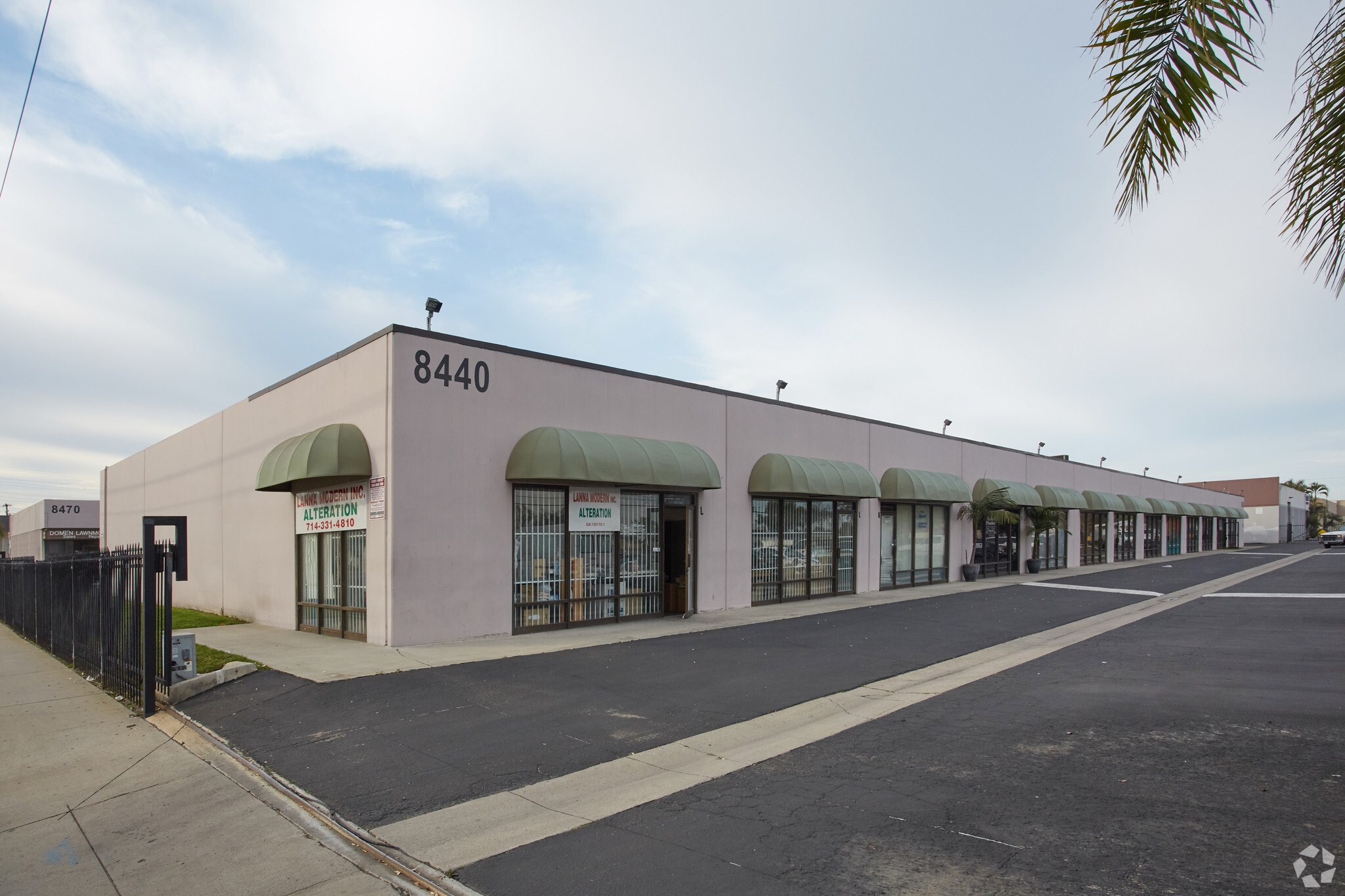 8440 Cerritos Ave, Stanton, CA for lease Primary Photo- Image 1 of 8