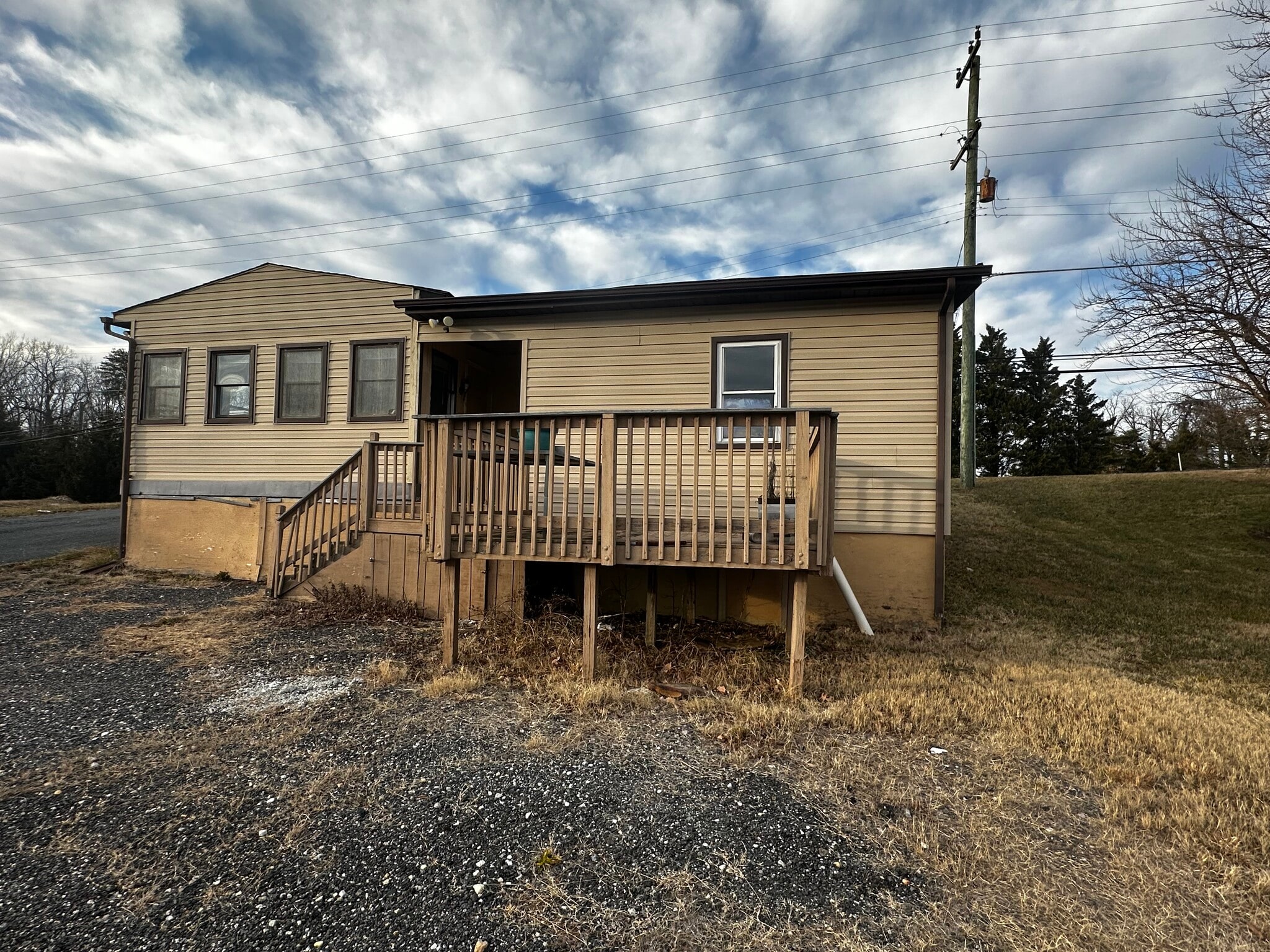 703-705A Philadelphia Rd, Joppa, MD à vendre Photo du bâtiment- Image 1 de 59