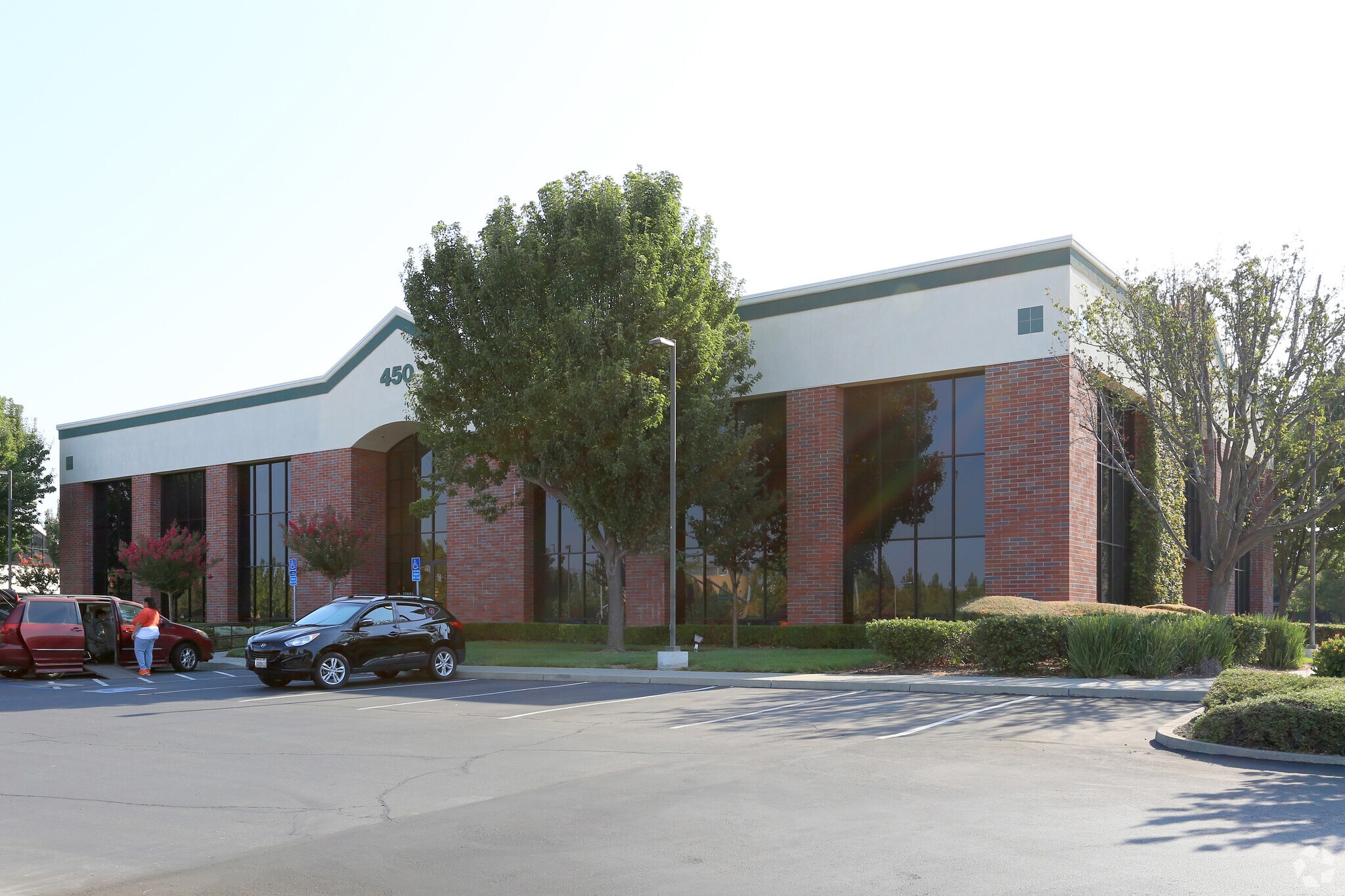 450 Chadbourne Rd, Fairfield, CA à vendre Photo principale- Image 1 de 5